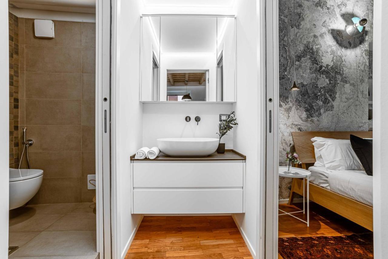 Apartment Joivy Spectacular Flat Near Duomo Mailand